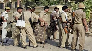 यूपी: लखनऊ में फिर धारा-144 लागू, किसी भी आयोजन के लिए लेनी होगी अनुमति, कोरोना को लेकर ये रहेंगे नियम