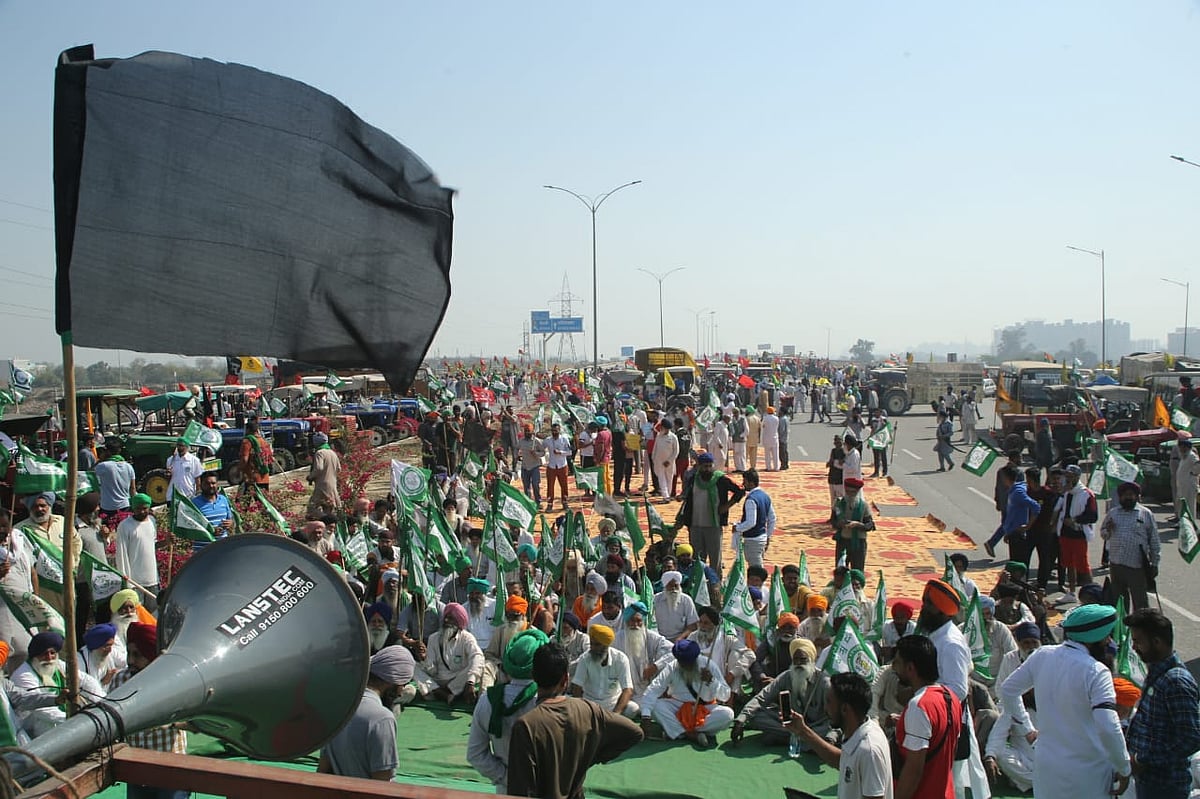 4 बजते ही किसानों ने हटा ली एक्सप्रेसवे से नाकाबंदी, पांच घंटे तक तमाम हाइवे पर भी दिखा व्यापक असर