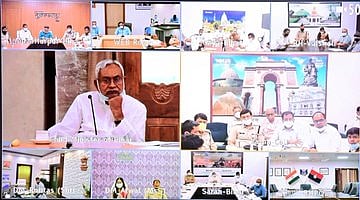 बिहार में प्रवासियों के फिर लौटने की संभावना ने बढ़ाई चिंता, नीतीश ने क्वारंटीन सेंटर बनाने का दिया आदेश