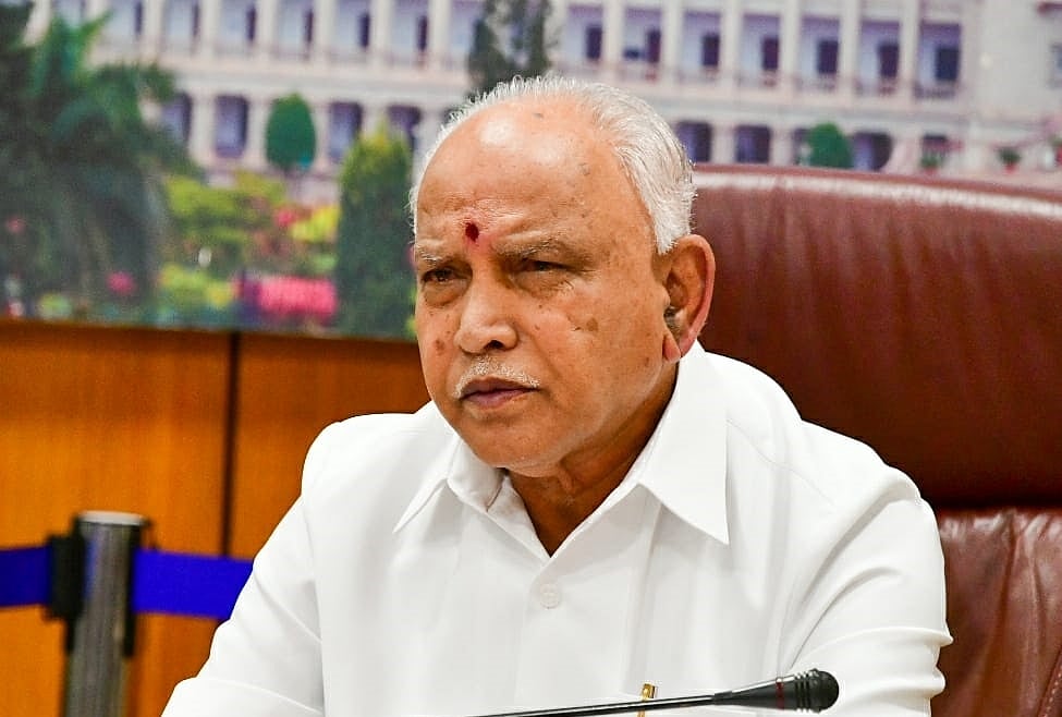 कोरोना संकट में कर्नाटक में होगी शराब की होम डिलीवरी, बीजेपी सरकार ने रचा इतिहास