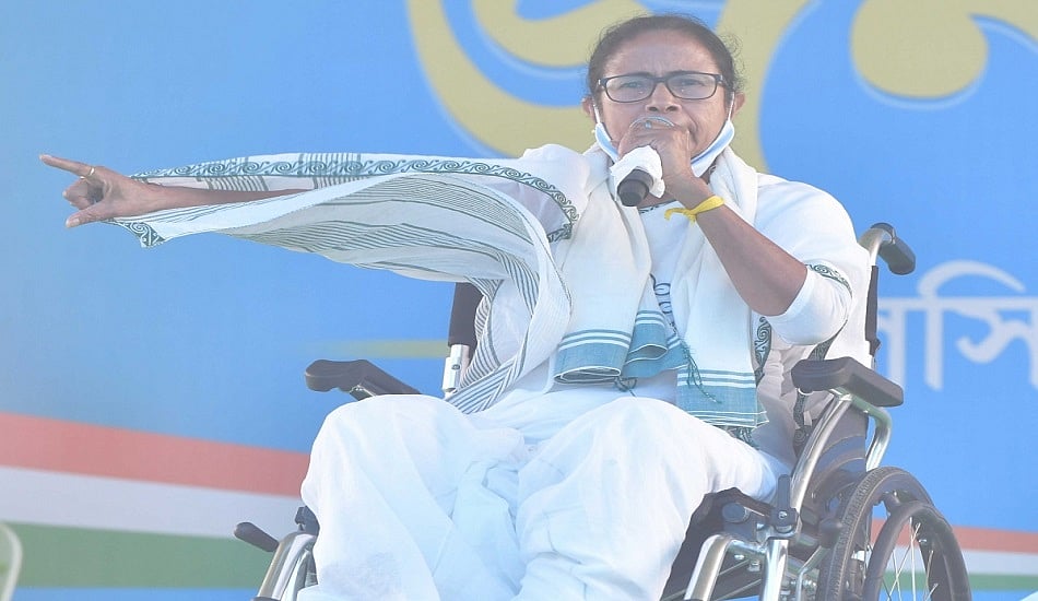 ममता ने केंद्र की टीकाकरण नीति को बताया खोखला, पीएम को पत्र लिख संकट से भागने का आरोप लगाया