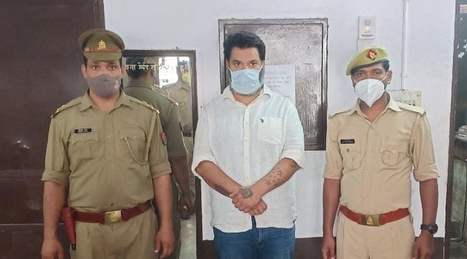 कोरोना के कहर के बीच रेमडेसिविर इंजेक्शन की कालाबाजारी, नोएडा से एक गिरफ्तार, 105 इंजेक्शन बरामद