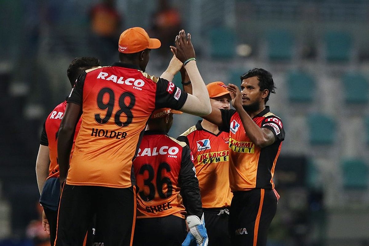 IPL 2021: आज हैराबाद और पंजाब के बीच जंग, खिताबी दौड़ में बने रहने की जद्दोजहद