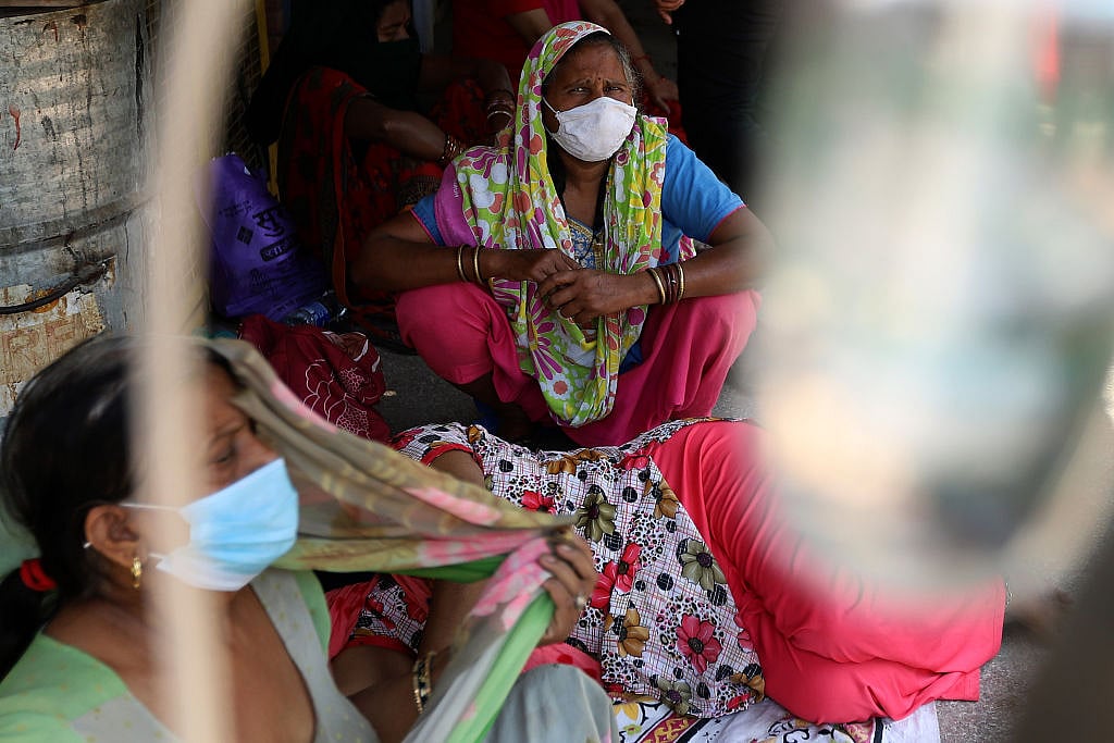 उत्तर प्रदेश में जारी है कोरोना का कहर, रविवार को सामने आए 35 हजार से ज्यादा नए केस, 208 मरीजों की मौत
