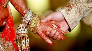 बिहार में कोरोना के कारण 'सात फेरों' पर ग्रहण! टलने लगी शादियों की तिथियां, बुकिंग भी होने लगे हैं रद्द