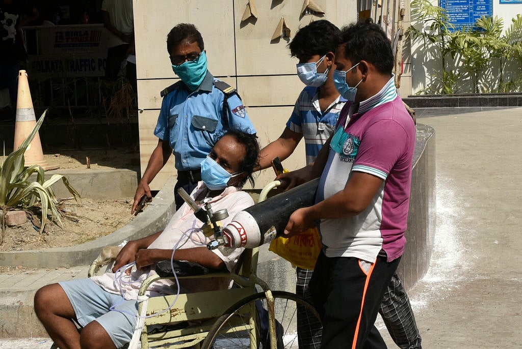 कोरोना वायरस: जीटीबी और गंगाराम अस्पताल को देर रात मिला ऑक्सीजन, कई अस्पताल अब भी इंतजार में, भावुक हुए डॉक्टर