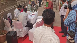उत्तर प्रदेश में कोरोना का रौद्र रूप, बीते 24 घंटे में 223 लोगों की मौत, 38,055 नए केस मिले