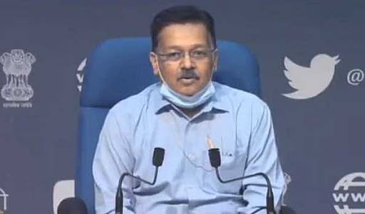कोरोना के कहर के बावजूद केंद्र का सबको वैक्सीन देने से इनकार, अभी सबसे ज्यादा जरूरतमंदों को ही लगेगी वैक्सीन