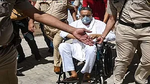 बांदा जेल में बंद मुख्तार अंसारी की कोरोना रिपोर्ट निगेटिव आई, वापस बैरक में किया गया शिफ्ट