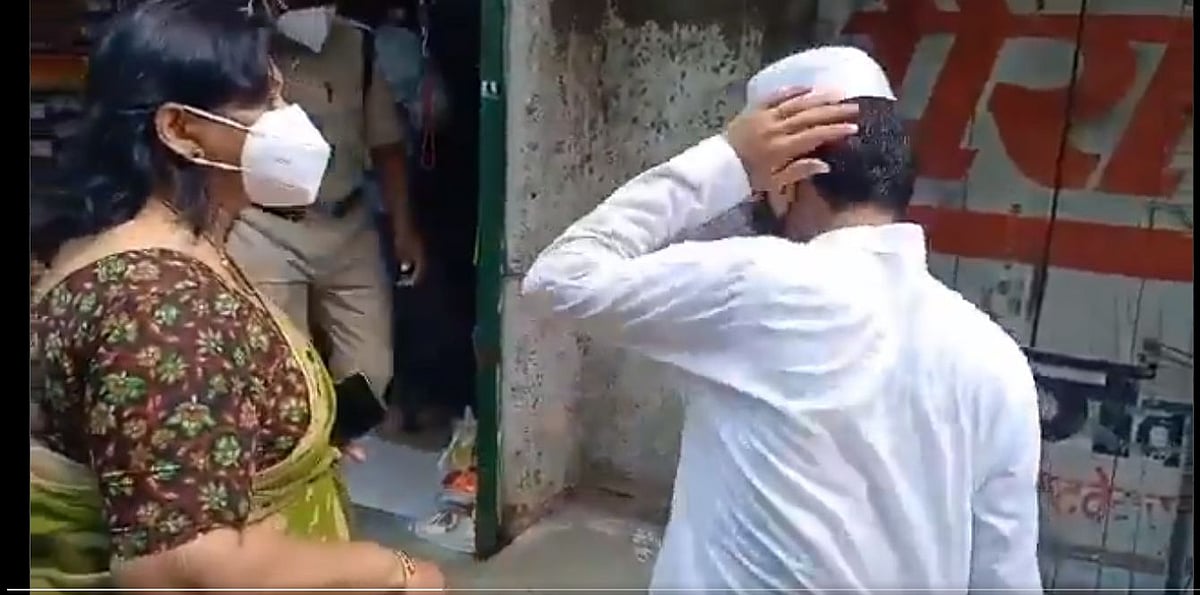 अब MP में कर्फ्यू में दुकान खोलने पर ADM ने बच्चे को जड़ा थप्पड़, देखें वायरल वीडियो 