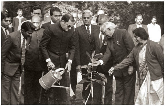 जयंती विशेष: आधुनिक भारत के निर्माता और पूर्व PM राजीव गांधी का ऐसा रहा जीवन, वीडियो में देखें पूरी जीवनी!