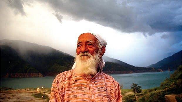 पेड़ों-पहाड़ों के संरक्षक सुंदरलाल बहुगुणा का कोरोना से निधन, चिपको समेत कई आंदोलनों का किया नेतृत्व