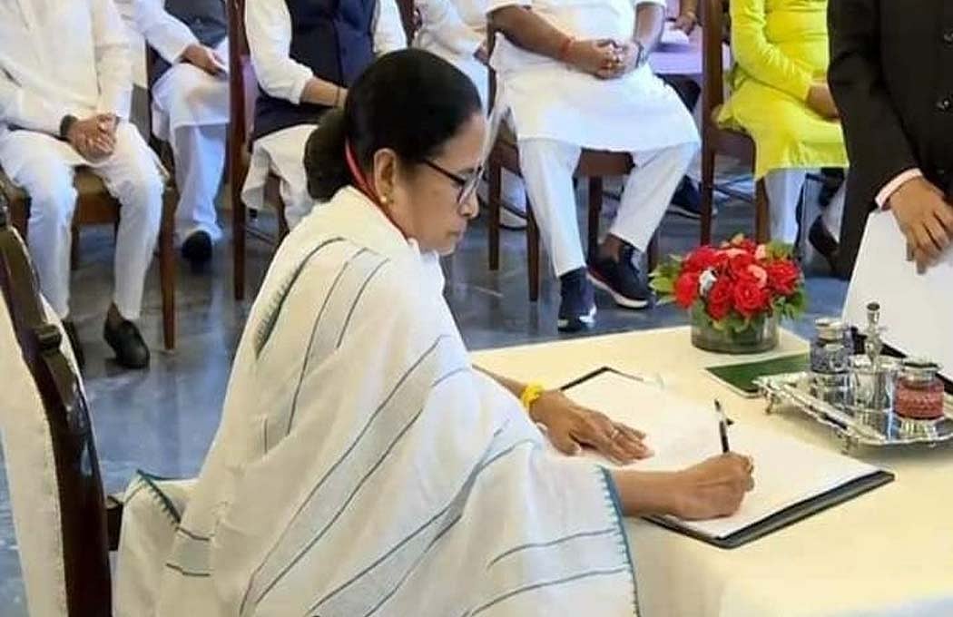नारद केस: ममता ने कलकत्ता हाईकोर्ट में दायर की नई याचिका, 29 जून को अगली सुनवाई 