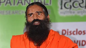 रामदेव ने एलोपैथी को कोरोना से लाखों मौतों की वजह बताया, IMA ने महामारी ऐक्ट में कार्रवाई की मांग की