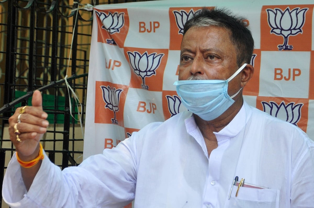 बंगाल बीजेपी में पड़ने लगीं दरारें! कई विधायक और सांसद तृणमूल के संपर्क में, मुकुल राय नहीं आए विधायकों की बैठक में