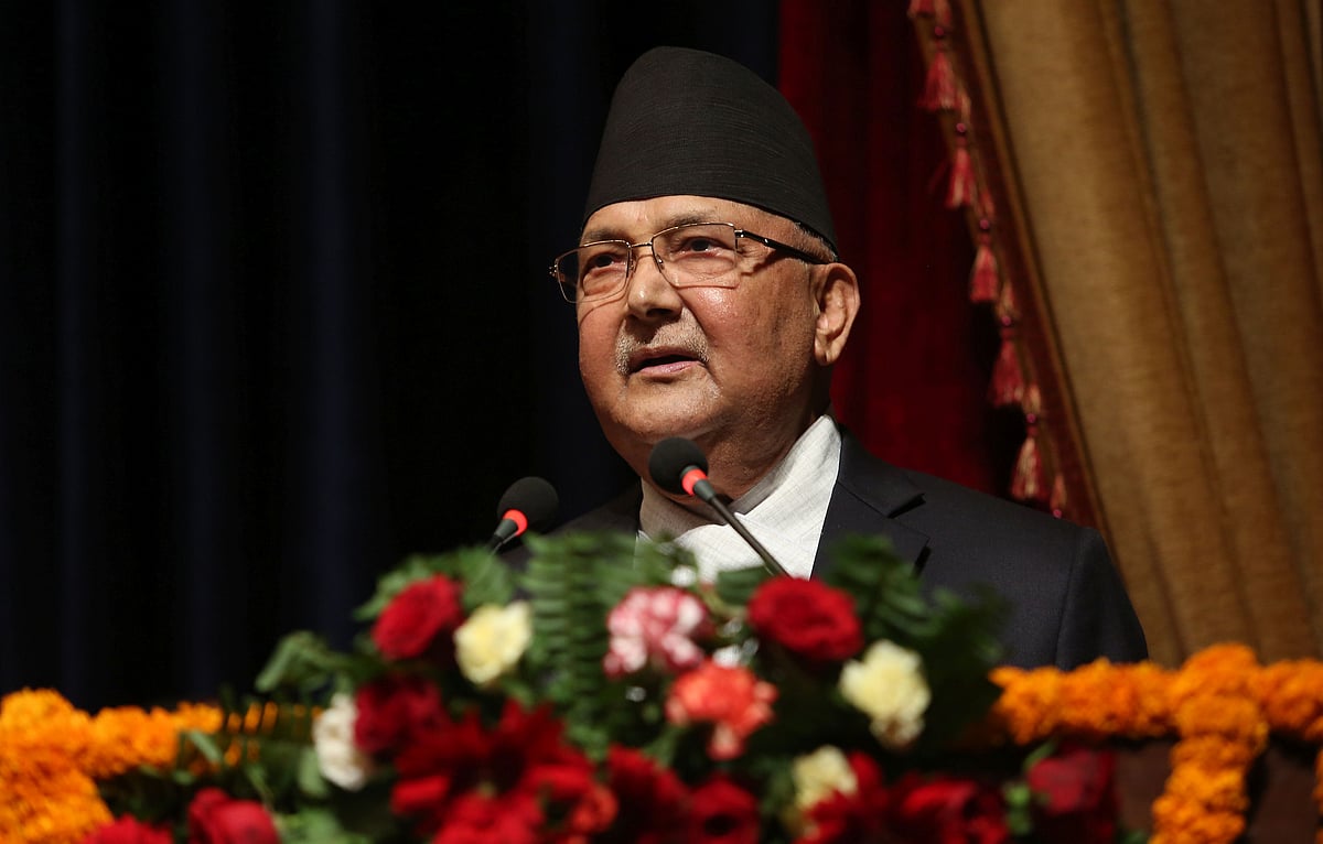 दुनिया की 5 बड़ी खबरें: नेपाल के पीएम ओली को बड़ा झटका और जानें न्यू कोरोना वायरस की उत्पत्ति कहां से हुई? 