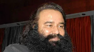गुरमीत राम रहीम की तबीयत बिगड़ने के बाद रोहतक PGI में भर्ती, साध्वियों से रेप केस में काट रहा जेल की सजा