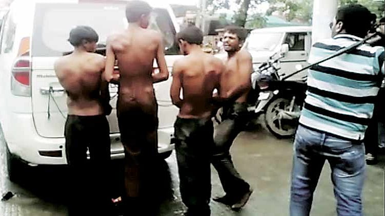 फोटोः इंडियन एक्सप्रेस से साभार