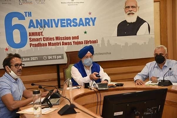 इंदौर और सूरत ने जीता स्मार्ट सिटी अवार्ड, राज्यों में यूपी ने मारी बाजी, मध्यप्रदेश को मिला दूसरा स्थान