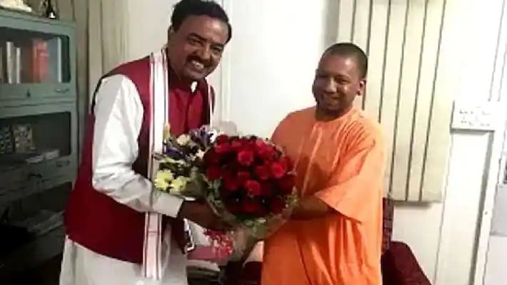 यूपी बीजेपी में चरम पर गुटबाजी, विधानसभा चुनाव के पहले एकजुट दिखना मजबूरी