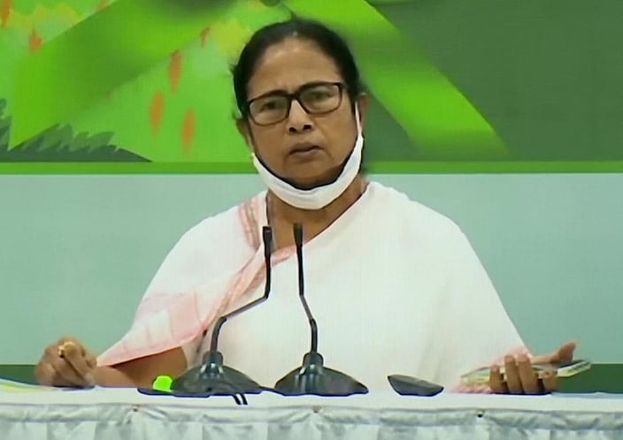 यूपी से बहकर बंगाल में आ रहीं लाशें, राज्य में फैल सकता है कोरोना, ममता ने लगाया आरोप