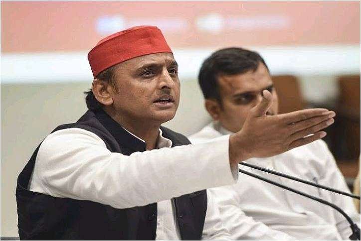 यूपी जिला पंचायत अध्यक्ष चुनाव में एसपी में सेंध, अखिलेश ने 11 जिलाध्यक्षों को किया बर्खास्त