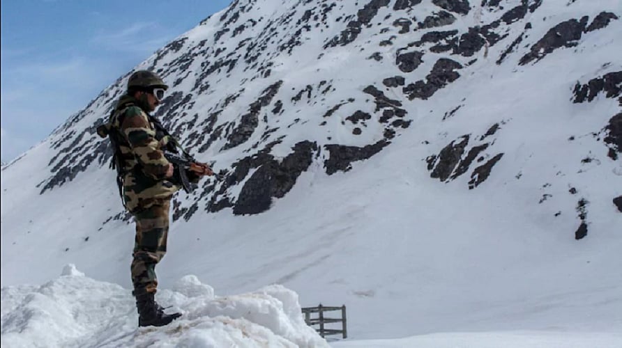 क्या लद्दाख में भारत-चीन के बीच खत्म होगा तनाव? कल 12वें दौर की सैन्य स्तरीय वार्ता करेंगे दोनों देश