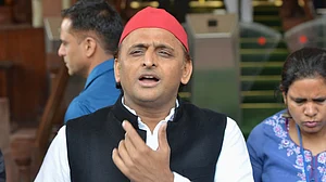 अखिलेश करेंगे मुफ्त बिजली, नौकरी, महिलाओं को पेंशन का वादा, यूपी चुनाव के लिए घोषणापत्र बनाने में जुटी पार्टी