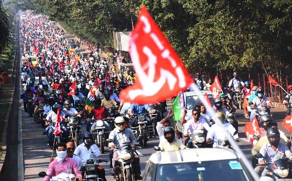 विजाग स्टील प्लांट को बेचने के खिलाफ आंदोलन हुआ तेज, 150वें दिन बाइक रैली में हजारों लोगों का जनसैलाब उमड़ा