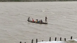बिहार के कई जिलों के गावों में घुसा बाढ़ का पानी, लगातार बारिश से कई नदियां उफान पर, बढ़ी चिंता