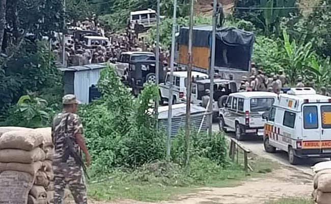 असम-मिजोरम सीमा विवाद: CM हिमंत बिस्वा सरमा के खिलाफ हत्या का केस दर्ज, मिजोरम के सीएम बोले- शांति से निपटेगा मामला