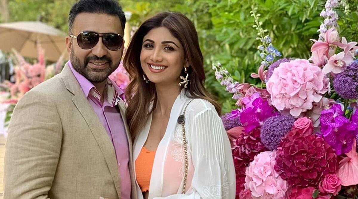 सिनेजीवन: शिल्पा और राज कुंद्रा पर SEBI ने लगाया इतने लाख का जुर्माना और 'घोस्ट स्टोरीज' के खिलाफ शिकायत दर्ज