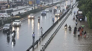 दिल्ली-एनसीआर समेत उत्तर-पश्चिम भारत में भारी बारिश की संभावना, मौसम विभाग ने जारी की चेतावनी