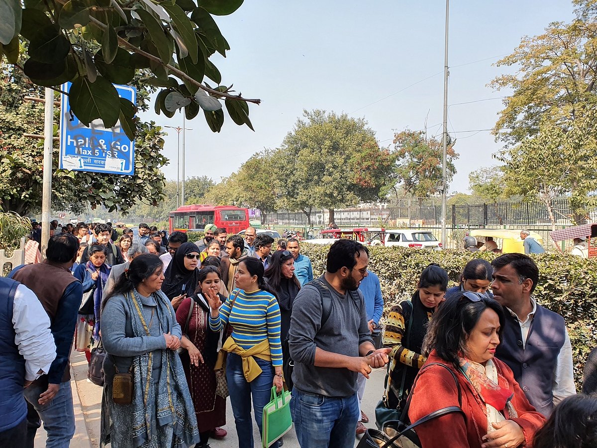 कोरोना का खौफ: शिक्षक संगठनों का दिल्ली विश्वविद्यालय खोलने का विरोध, कहा- अब तक 60 शिक्षकों की हो चुकी है मौत