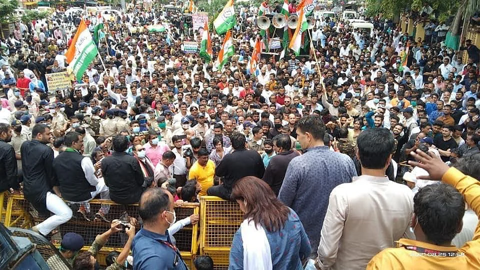 फोटोः @INCMP