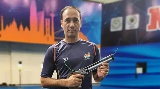 टोक्यो पैरालिंपिक: सिंहराज अधाना ने 10 मीटर एयर पिस्टल में 'ब्रॉन्ज' पर लगाया निशाना, भारत की झोली में 8वां मेडल 