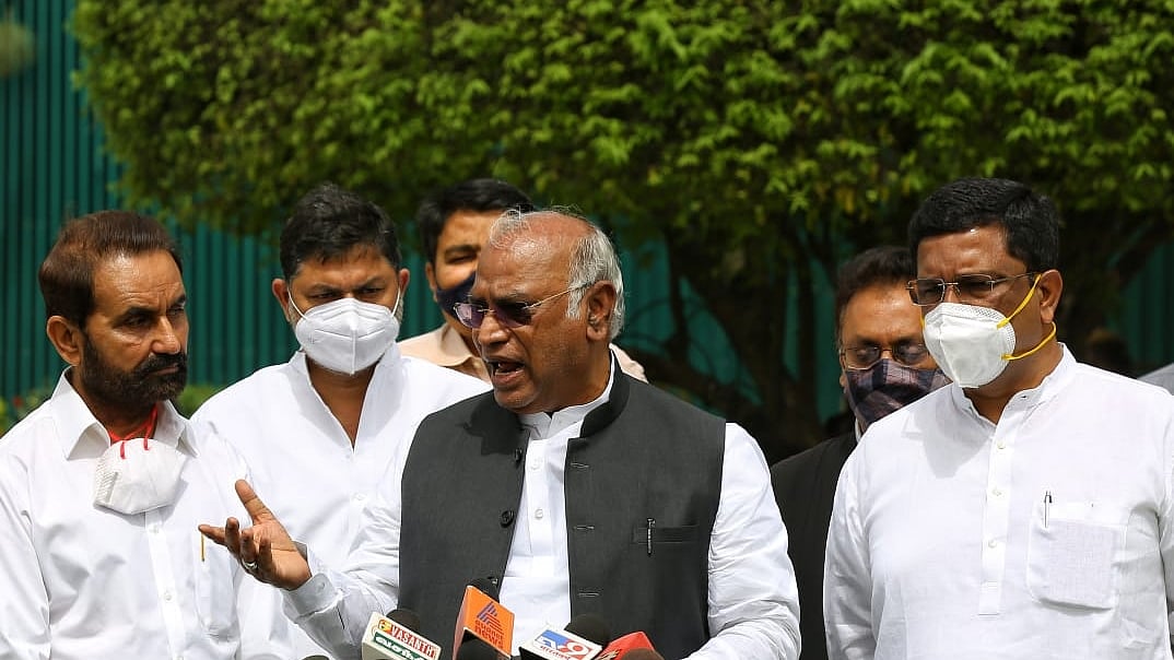 फोटो: IANS