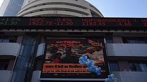 अर्थ जगत की खबरें: शेयर बाजार में धमाकेदार तेजी और एशिया में सबसे ज्यादा अरबपति, जानें भारत का हाल