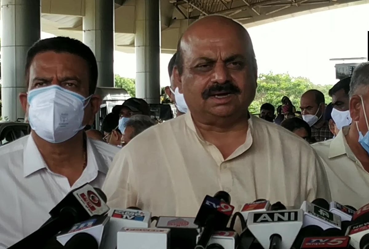 कर्नाटक दलित युवक हत्याकांड: BJP और पुलिस के बीच छिड़ा संग्राम, सीएम बसवराज बोम्मई पर पुलिस आयुक्त को हटाने का दबाव!