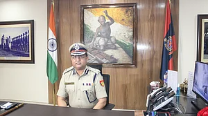 अस्थाना की नियुक्ति को चुनौती देने वाली याचिका पर सुप्रीम कोर्ट ने लिया संज्ञान, कहा, हम देखेंगे कि क्या हो सकता है