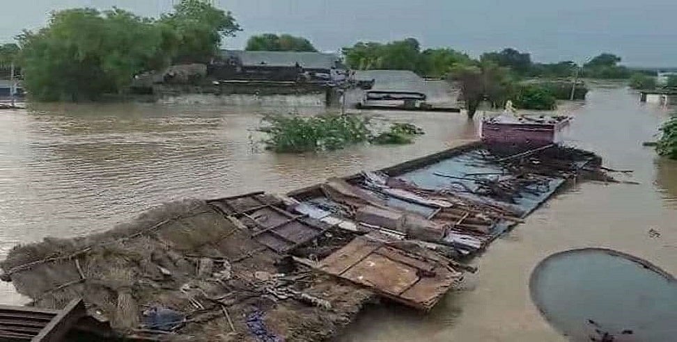 मध्य प्रदेश में बाढ़ से मची तबाही के बाद बीमारियों का मंडराया खतरा! स्वास्थ्य विभाग को सरकार ने किया अलर्ट 