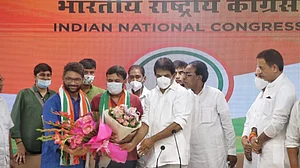 राहुल गांधी की मौजूदगी में कांग्रेस में शामिल हुए कन्हैया कुमार, जिग्नेश मेवाणी भी मोदी सरकार के खिलाफ आए साथ