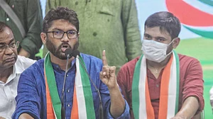 जो लोग देश को बचाना चाहते हैं, समय आ गया है कि कांग्रेस के साथ जुड़ेंः जिग्नेश मेवानी