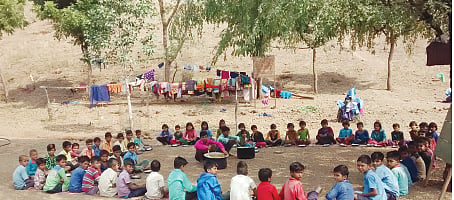 शिक्षक दिवस विशेष: कोरोना महामारी ने शैक्षणिक परिसर में बढ़ती विषमता को पूरी तरह से  किया उजागर!