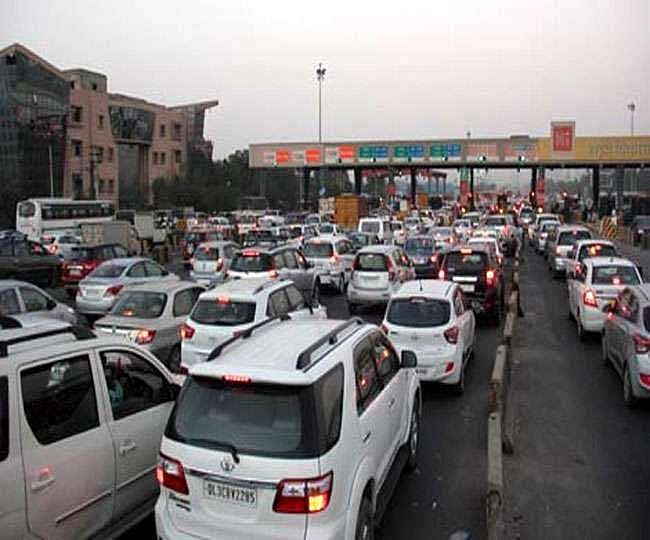 देशभर में NHAI ने हाइवे और एक्सप्रेसवे के टोल में की बढ़ोतरी, जानें कितने बढ़े रेट?