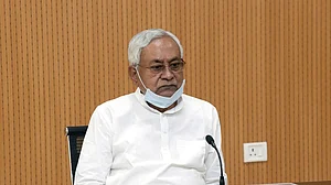 बिहारः JDU विधायक के खिलाफ नीतीश के जनता दरबार पहुंची महिला, पति की हत्या में कार्रवाई नहीं होने का लगाया आरोप