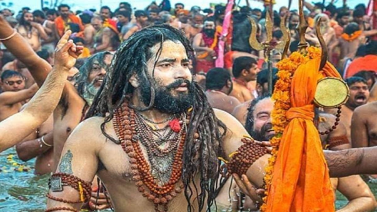 वीडियो: महंत नरेंद्र गिरि के उत्तराधिकारी के नाम का हुआ ऐलान! जानें कौन है वो शख्स जिसको मिली बाघम्बरी मठ की गद्दी?न