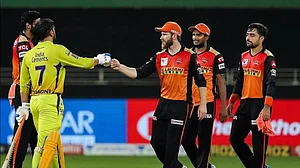 IPL 2021 में आज आमने-सामने होंगे हैदराबाद और चेन्नई, जानें कैसा रहा है दोनों टीमों का एक-दूसरे के खिलाफ प्रदर्शन