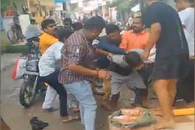 राम पुनियानी का लेखः मुसलमानों पर लगातार बढ़ते हमले और बहुवादी समाज में नफरत से जंग