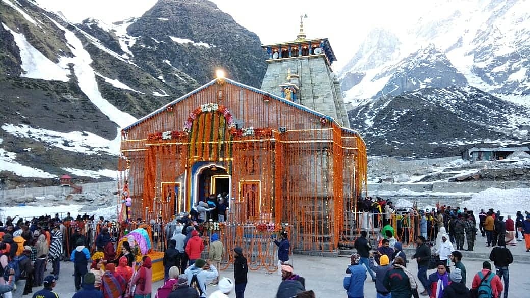 वीडियो: चारधाम यात्रा हुई शुरू, ई-पास से ही कर पाएंगे दर्शन, इन राज्यों से आए यात्रियों के लिए ज्यादा ​सख्त हैं नियम  